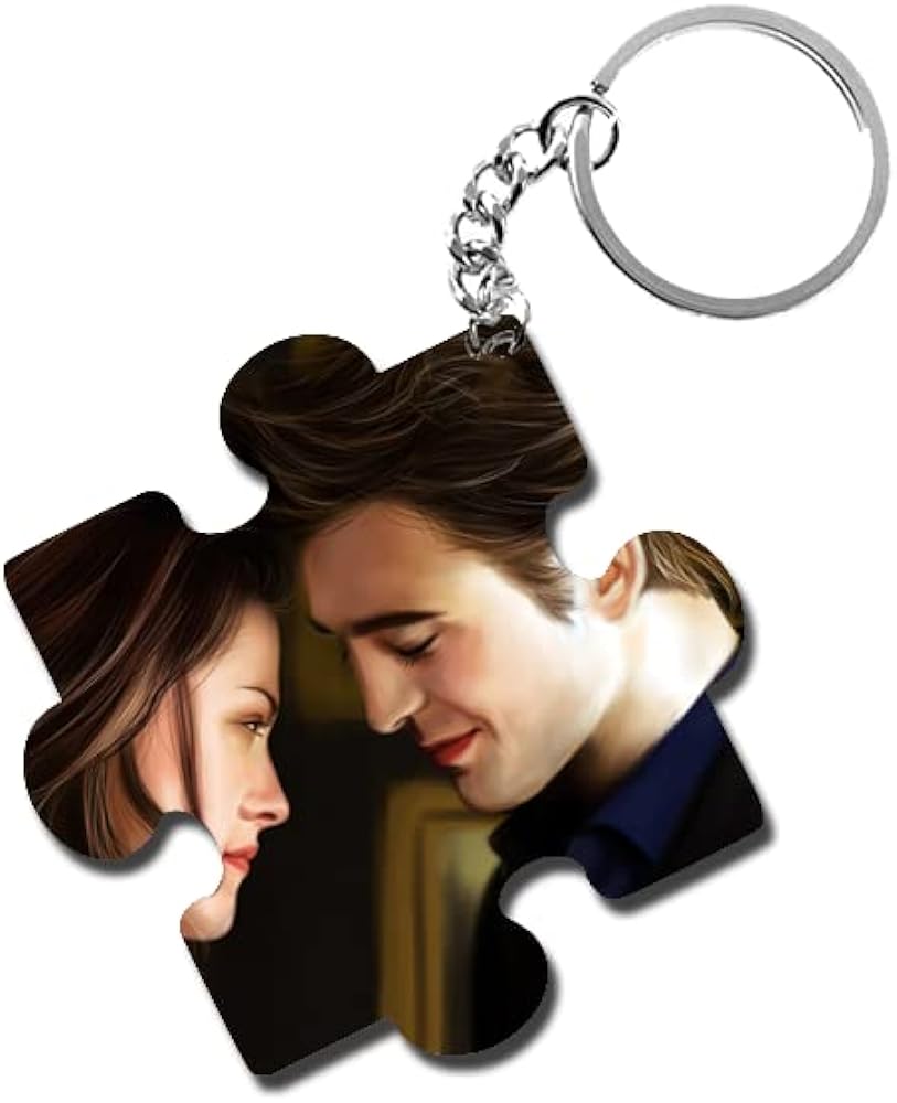 ShopTwiz Twilight Wooden Puzzle Key Ring (Set of 2)