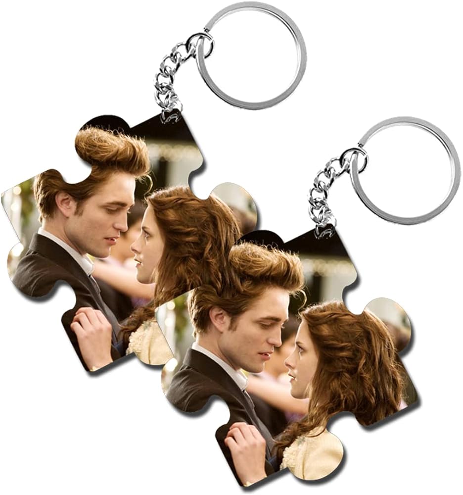 ShopTwiz Robert and Kristen (Twilight) Wooden Puzzle Key Ring (Set of 2)