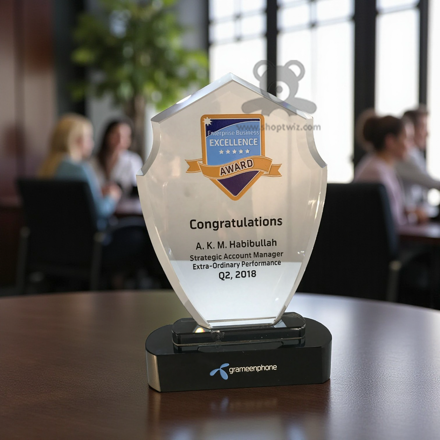 ShopTwiz Customized Crystal Trophy – Personalized Logo & Name Corporate Gift